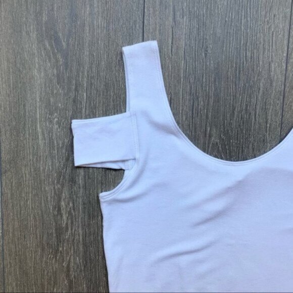 REVOLVE LNA Teresitas Crop Top Cut Out Cold Shoulder Boat neck Cotton White S - Picture 6 of 14